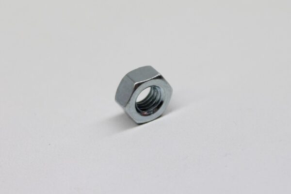 Art. 2073 Mutter M6(shop).jpg