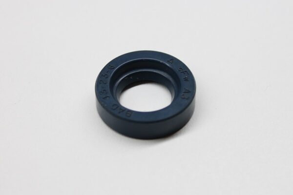 Art. 2103 Wellendichtring 13x23x6 (Doppellippe)(shop).jpg