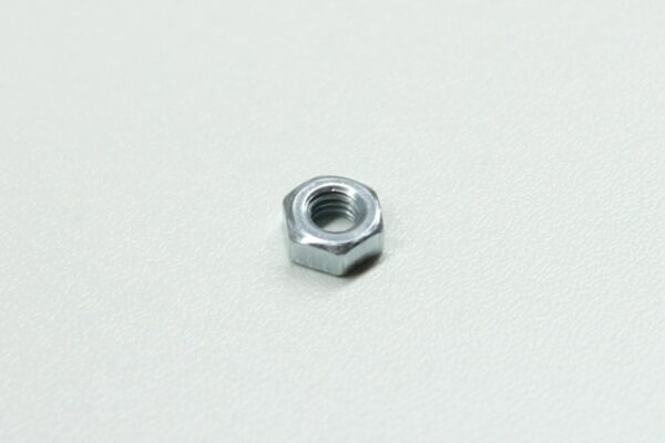 Art. 2244 Mutter M4 DIN 934(shop).JPG