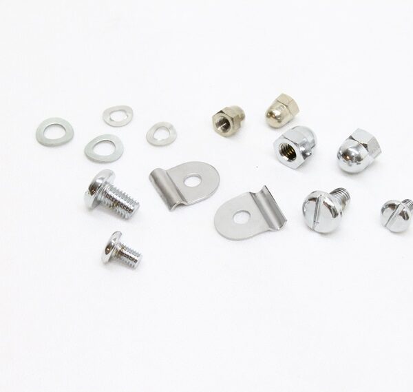 Art. 2616 Set Kederklemmen, Zierschrauben, Hutmuttern KR51(shop).jpg