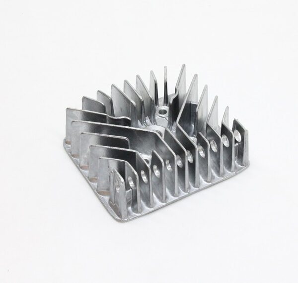 Art. 2644 Zylinderkopf S50 1.(shop).JPG