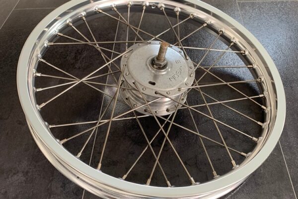 Art. 2327-004 Speichenrad 1,50x16 KR50  Speichen Edelstahl  Felge Aluminium poliert 2.(shop).jpg