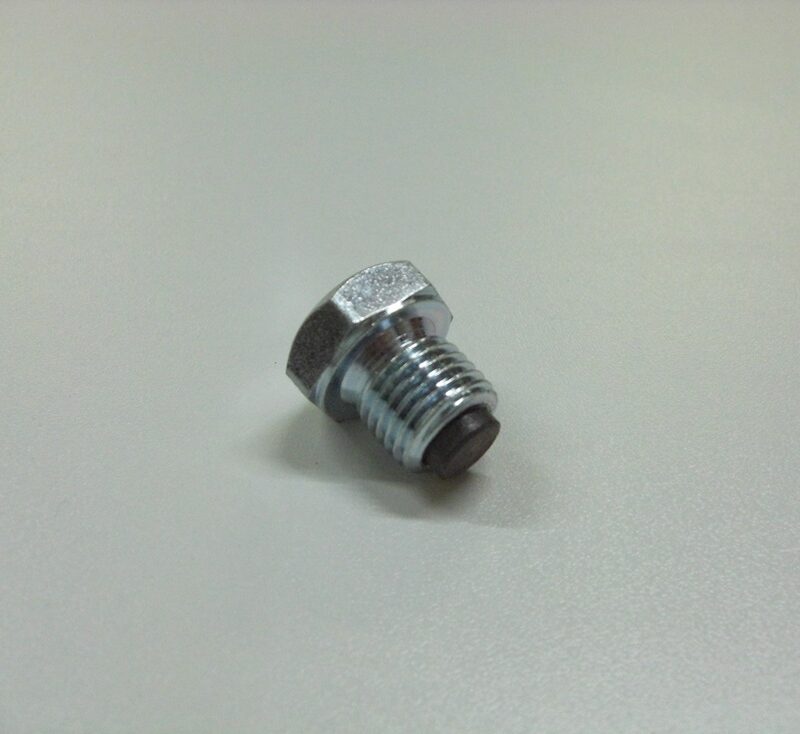 Art. 1319 Ölablaßschraube mit Magnet, Simson Motor(shop).JPG