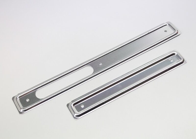 Art. 2067 Scheuerleisten links + rechts Schwalbe KR51 ALU 1.(shop).jpg