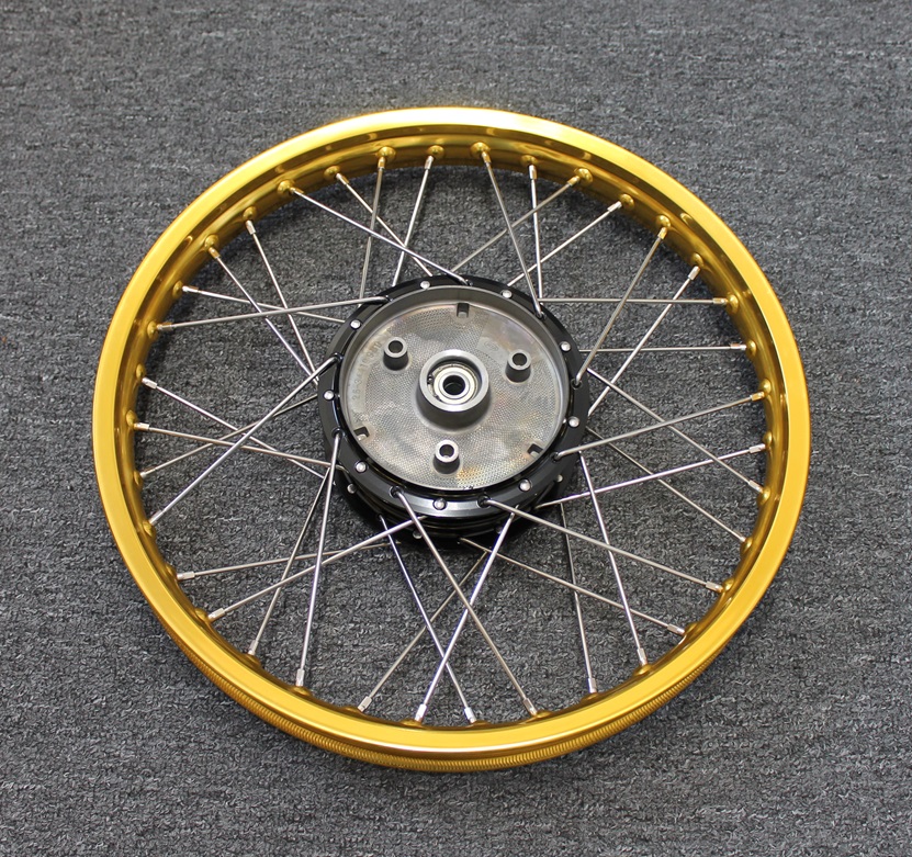 Art. 2985-080 16 Zoll Speichenrad für Simson Felgenring 1,5x16 Alu gold  Radnabe schwarz  Speichen Edelstahl 1.(shop).JPG